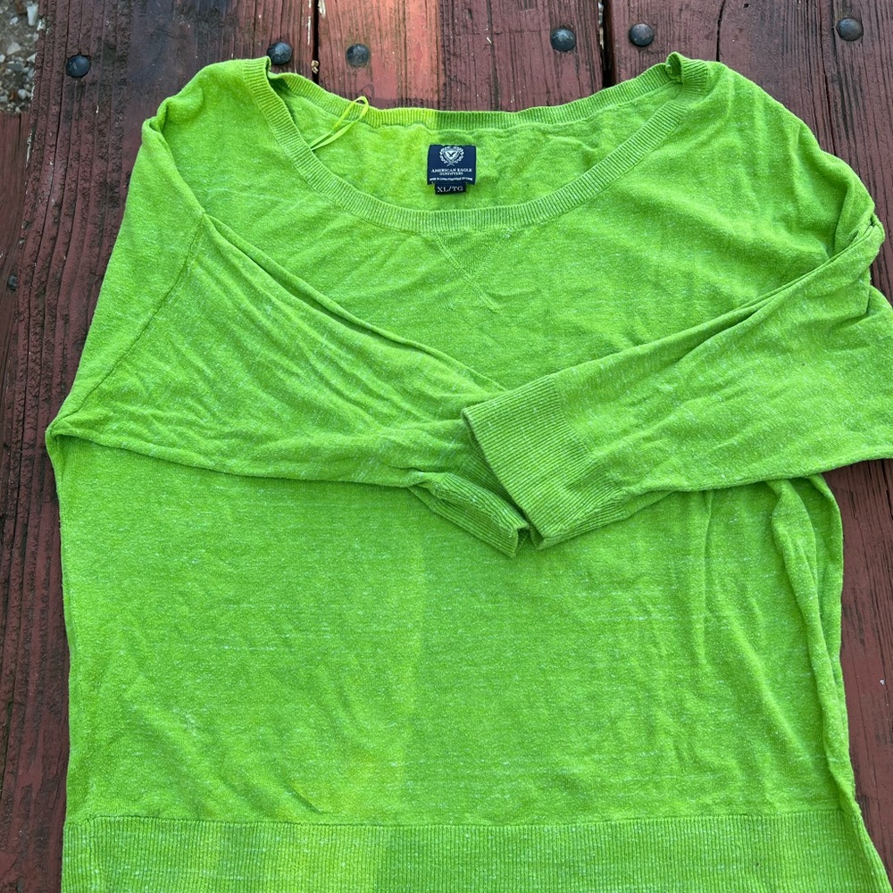 American Eagle xl sweater 3/4 length sleeves